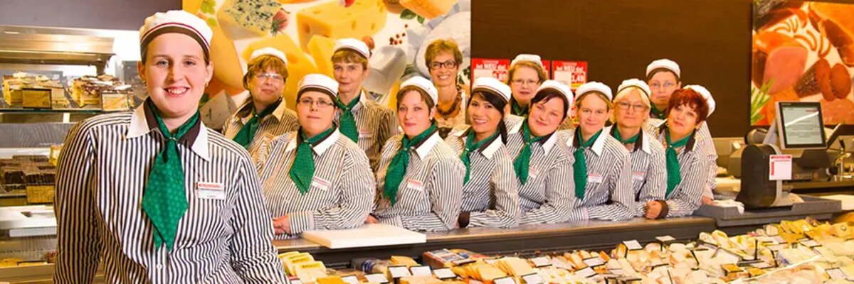 Spar employees